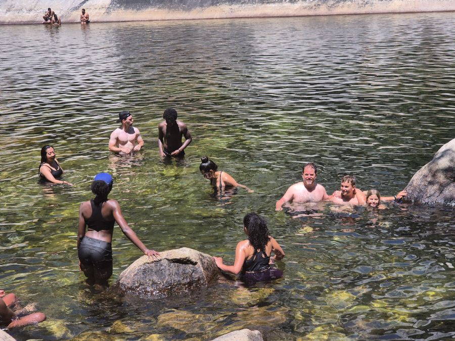 מפל ורנל ובריכת האמרלד